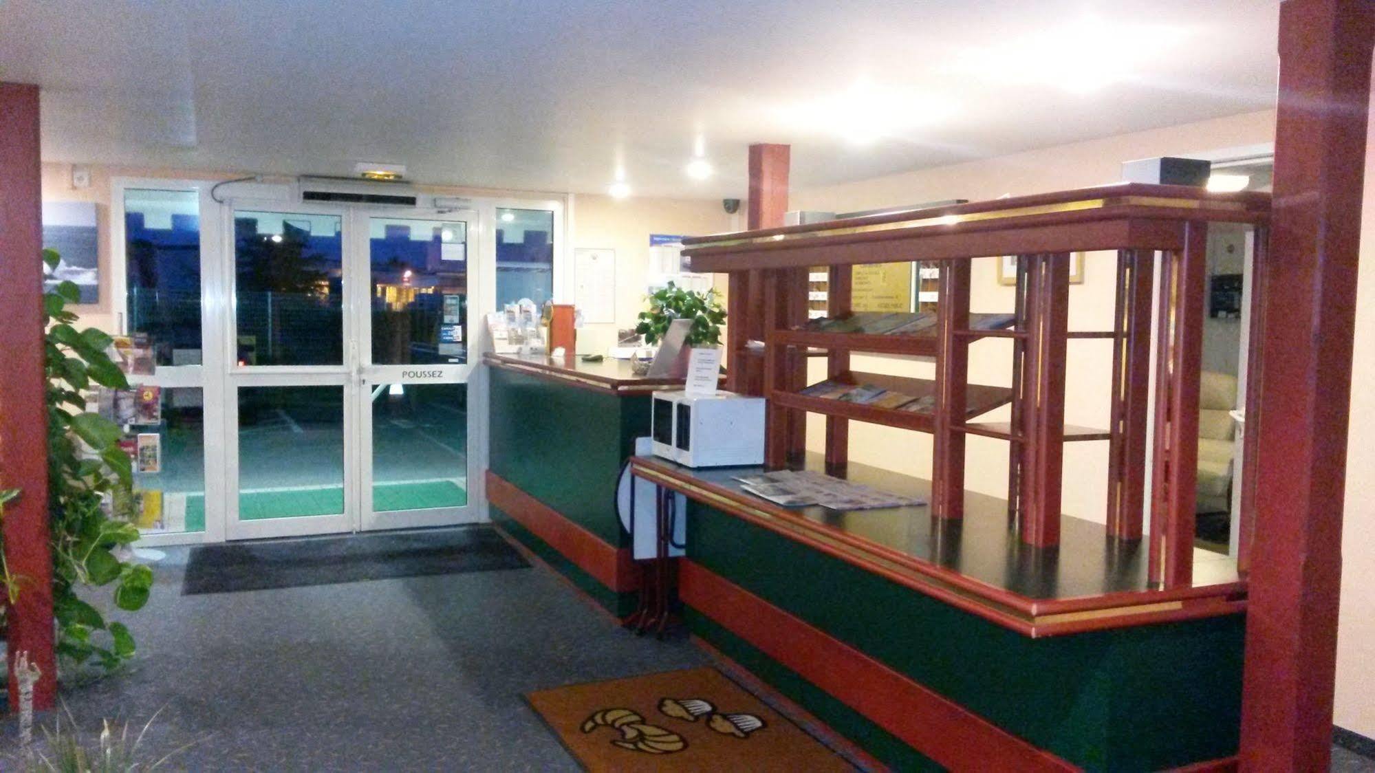Quick Palace Vannes Ngoại thất bức ảnh